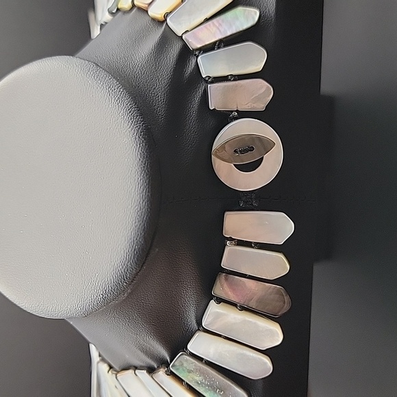 Elegant Rare Mother of Pearl Necklace 14" Double Sided Shell Choker Statement - Picture 5 of 10